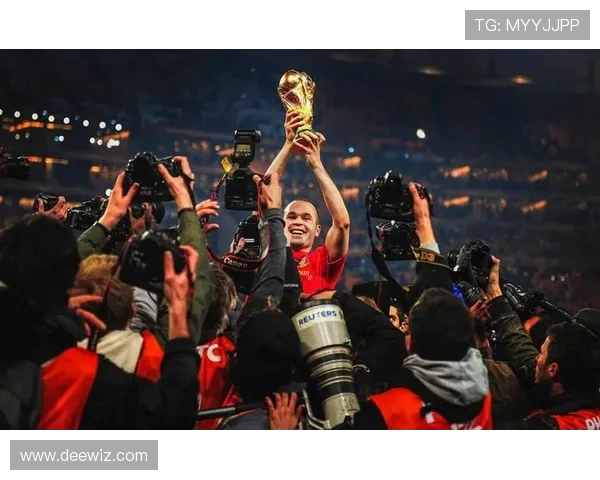 足球明星们纷纷退役后他们的传奇故事依然在球迷心中回响 足球明星们纷纷退役后他们的传奇故事依然在球迷心中回响